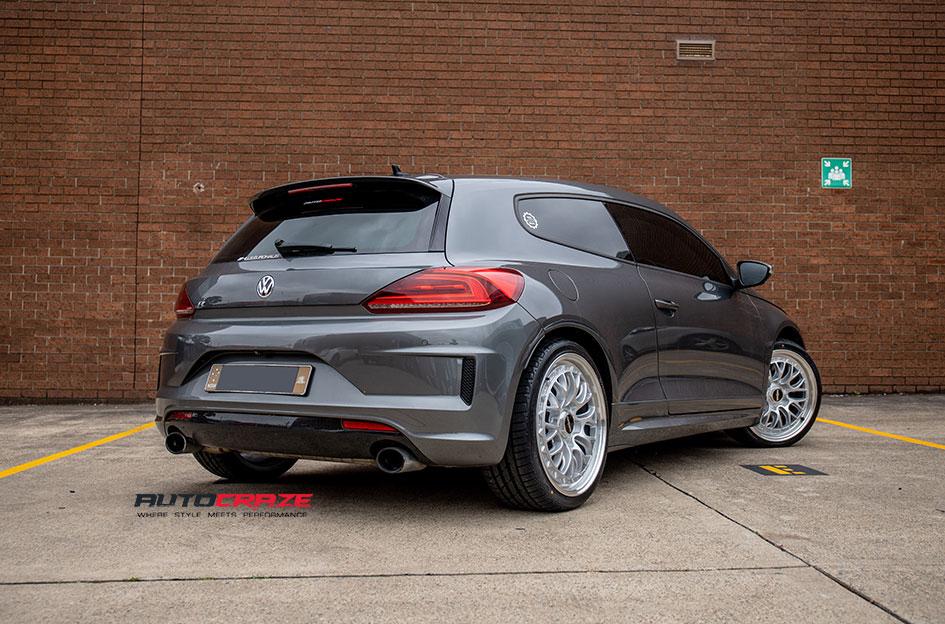 VOLKSWAGEN GOLF LSR SILVER POLISH LIP